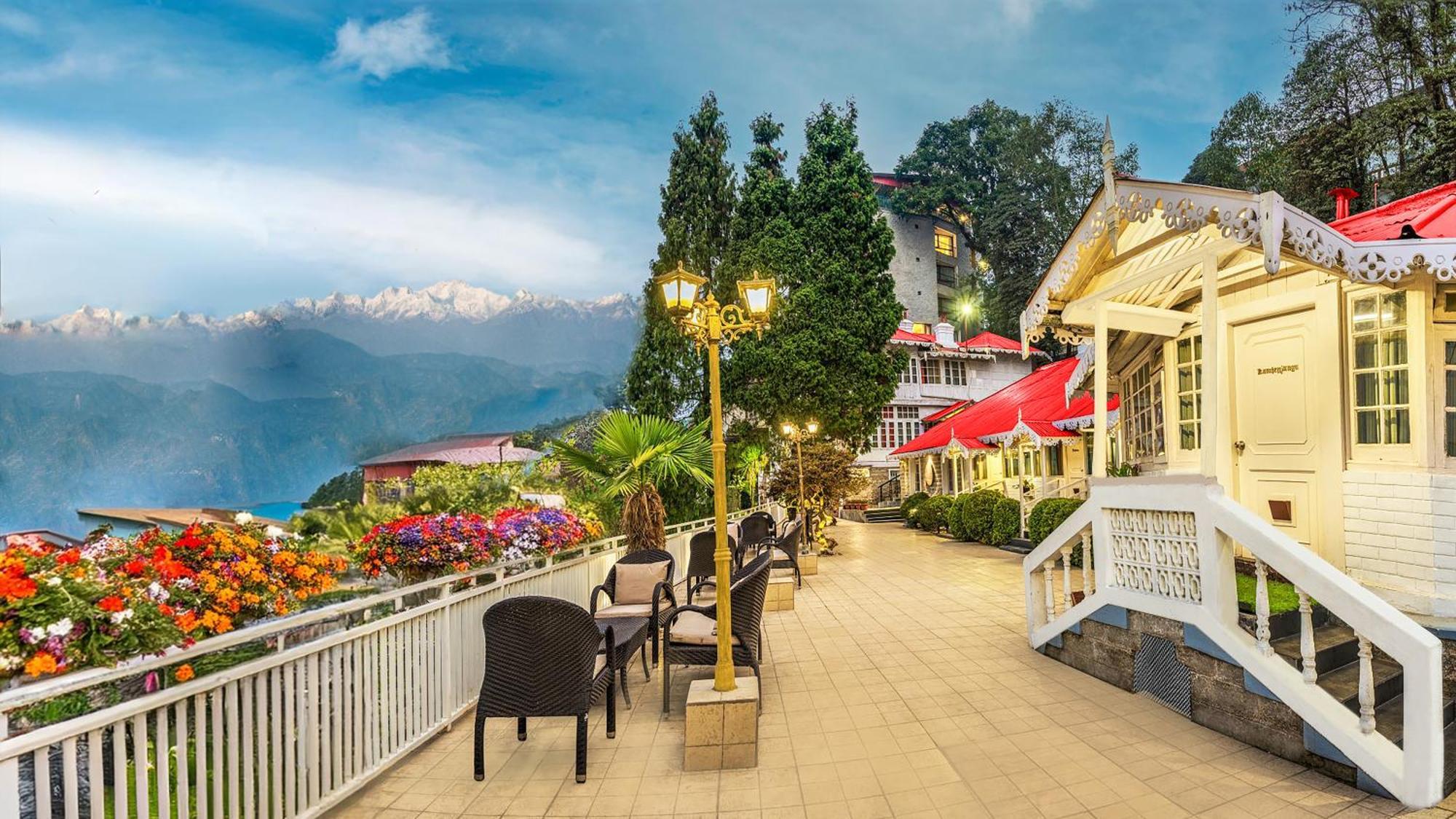 Summit Swiss Heritage Resort & Spa Darjeeling  Exterior photo