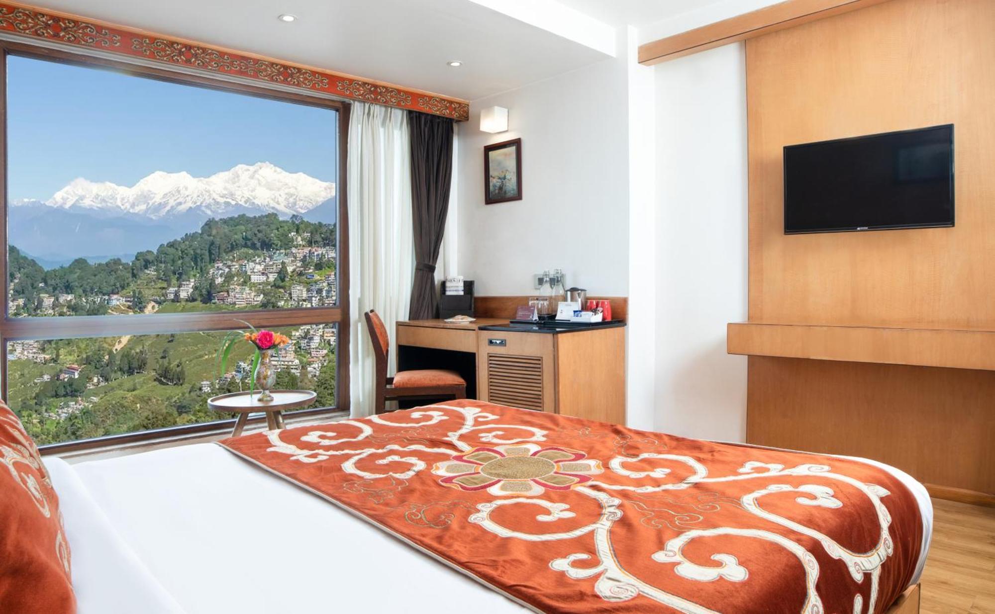 Summit Swiss Heritage Resort & Spa Darjeeling  Exterior photo