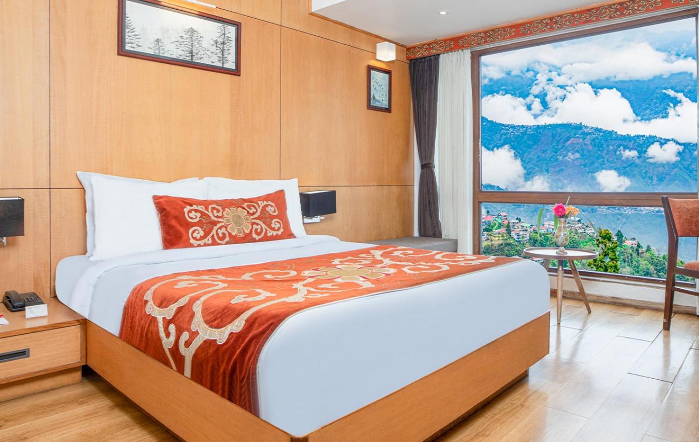 Summit Swiss Heritage Resort & Spa Darjeeling  Exterior photo